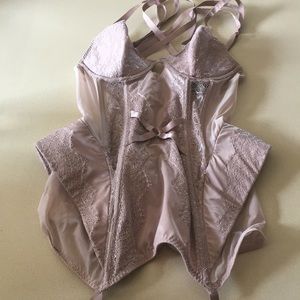 COPY - Rose gold lace VICTORIAS SECRET corset/bustier